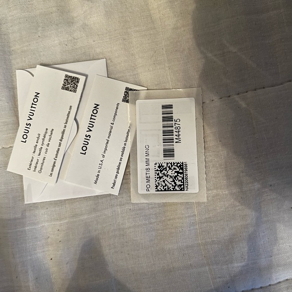 LOUIS VUITTON ON THD GO.  PM SIZE - Picture 7 of 7